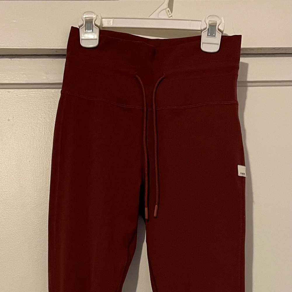Vuori Daily Leggings Brick Red Size Small